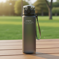 Bouteille d'eau sport en Tritan de qualité alimentaire, personnalisable, pour camping et extérieur, design minimaliste à pression, capacité 560 ml, avec corde, pour adultes en voyage