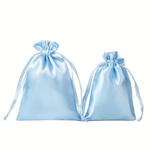 Sac à cordon personnalisé avec logo, beige, en satin, pour emballage cadeau, pochette pour parfum, vêtements, chaussures, sac anti-poussière - Product Image 6