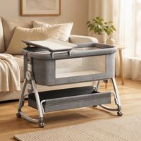 Lit de bébé portable multifonctionnel en métal au design européen moderne de luxe avec ensemble de literie pour bébés et enfants, idéal pour salon et salle à manger
