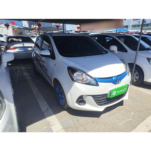 Guazi 2019 CHANGAN Benni EV Sedán Usado Eléctrico Puro FWD Automático 5 Asientos LHD 301km de Autonomía Fabricado en 2019.08 Color <span class=keywords><strong>Blanco</strong></span> - Product Image 3