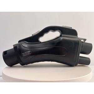 Adaptateur de charge EV standard européen vers chinois CCS2 GBT 300A 300kW, ignifuge IP55, pour la rétrofit - Product Image 2