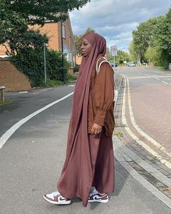 Nuevo Estilo de Vestido Abaya de Satén para Mujeres Musulmanas en Dubái con Niqab <span class=keywords><strong>Jijab</strong></span> - Product Image 5