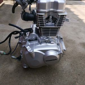 Ensemble moteur d'occasion quatre temps Wuyang Tongyu 125 compatible avec la technologie <span class=keywords><strong>CBF</strong></span>/OTR WH5-7-8-9-10 – Puissance durable - Product Image 3