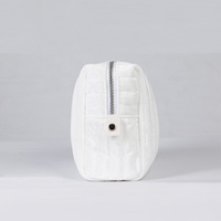Sac à maquillage en velours matelassé rayé personnalisé KONCAI, doux pour la peau, polyvalent, pochette de voyage pour femmes
