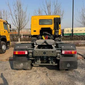 Camion tracteur d'occasion Sinotruk Howo 6x4 371ch Euro 3 Moteur Weichai Caméra arrière 360° Meilleurs prix à vendre - Product Image 2