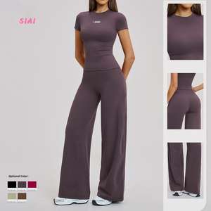 Ensemble de yoga brossé grande taille avec pantalon droit ample taille mi-haute et t-shirt de sport et fitness, ensemble décontracté pour la course en extérieur, extensible dans les quatre sens - Product Image 1