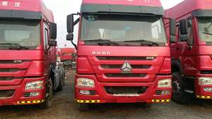 Camion tracteur d'occasion Sinotruk Euro2 Diesel 6X4 à direction à gauche HOWO 10 roues avec capacité de charge de 21-30T, 371 ch, caméra arrière 360° - Product Image 3