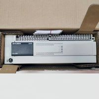 Contrôleur logique programmable (PLC) compact 100 % original et neuf FX5U-80MT/ES avec unité principale 40DI/40DO et dissipateur de chaleur à transistors