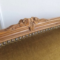 Vente directe d'usine, canapé double antique de style français rétro haut de gamme, design courbé sculpté à la main, personnalisable