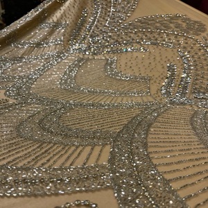 Tissu brodé de luxe avec des perles de cristal, dentelle haut de gamme pour robe de mariée, robe de soirée, vêtements de couture, textile - Product Image 1