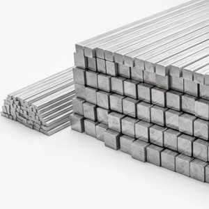 Barres carrées en acier inoxydable découpées avec précision, finition lisse, tiges métalliques pour usage technique - Product Image 1