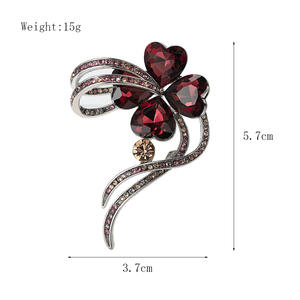 Broche de Trébol de Cuatro Hojas Chapado en Oro con Piedras de Aleación de Zinc para Boda o Compromiso - Product Image 2