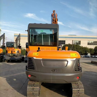 Mini-excavatrice compacte DX60E pour entrepreneurs individuels, corps léger, travaux de terrassement de petite envergure