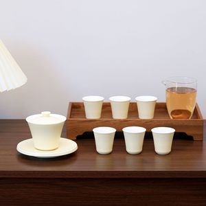 Service à thé et <span class=keywords><strong>bol</strong></span> en porcelaine blanche Dehua, personnalisé, haut de gamme, luxe léger, cadeau d'affaires, compagnon de voyage, service à thé Kung Fu - Product Image 2