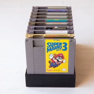 Yageli fabbrica all'ingrosso nero acrilico NES cartuccia stand per la collezione di videogiochi retrò - Product Image 3