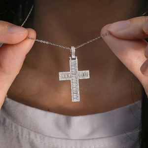 <span class=keywords><strong>NAYAN</strong></span> JEWELRY Pendentif en or massif 18 carats Hip Hop Custom Made D Color VVS1 Moissanite Diamond Pendentif croix en or 18 carats - Product Image 6