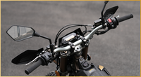 Moto électrique tout-terrain Surron Ultra Bee HP X avec une autonomie de 115 km