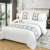 Hôtels, maisons d'hôtes, chambres d'hôtes, linge de maison, draps blancs imprimés, housses de couette, literie, ensemble 4 pièces
