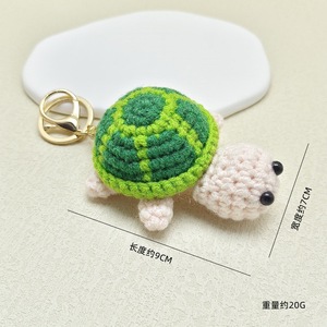 Llavero de Ganchillo con Forma de Tortuga de Dibujos Animados, Hecho a Mano con Hilo de Lana, Adorno Colgante para Bolsa de Libros, Regalo para Parejas y Mejores Amigos - Product Image 3