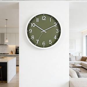 Reloj de Pared Colgante de Cuarzo Contemporáneo 3D de Plástico Verde Militar Único de 12 Pulgadas para Dormitorio de Adolescentes, Garaje o Exteriores - Product Image 3