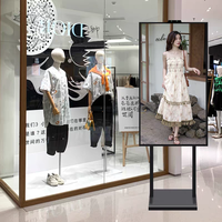 Affiche numérique d'affichage de surbrillance verticale double face de 32 pouces 10mm Pixel pour le SDK de publicité de plancher de magasin de détail de centre commercial