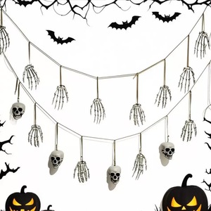 Guirnalda de Manos de Esqueleto y Calaveras para Decoración de Halloween, Ideal para Casas Encantadas, Bares y Fiestas - Product Image 6