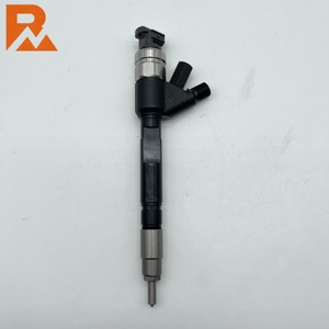 Injecteur de carburant Common Rail 095000-6790 D28001801 de remplacement pour moteur diesel D6114 - Product Image 1