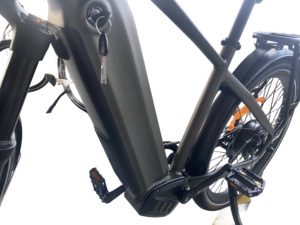 QUEENE 27.5 ''vélo de route électrique en alliage d'aluminium <span class=keywords><strong>Bafang</strong></span> 48V750W <span class=keywords><strong>moteur</strong></span> sans balais batterie au Lithium 50 km/h <span class=keywords><strong>vitesse</strong></span> maximale pour adultes - Product Image 4