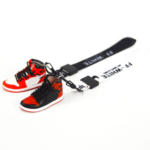 Thời trang thả vận chuyển Mini PVC 3D Sneaker móc khóa với màu đen trắng Ribbon như quà tặng khuyến mãi - Product Image 2