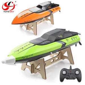 2021 New C168 2.4G 25kM/H Electric High Speed RC Racing Boats Model Toy For Pools Lakes Automatically 180 Degree Flipping