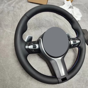 Volant en cuir perforé noir au meilleur prix, compatible avec BMW F10 F18 F30 F32 F22 F20 F25 E90 E82 E92 - Product Image 4