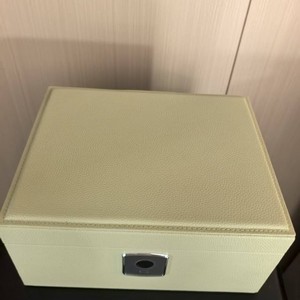 Mallette de rangement pour bijoux High Tech Fingerprint Access avec compartiments personnalisables et éclairage LED pour un affichage sécurisé Smart Lock - Product Image 3
