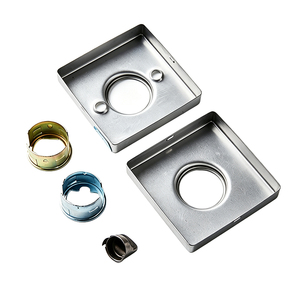 Fabrication d'outils <span class=keywords><strong>de</strong></span> moulage progressif <span class=keywords><strong>de</strong></span> haute précision sur mesure pour accessoires <span class=keywords><strong>de</strong></span> climatisation 00028 - Product Image 2