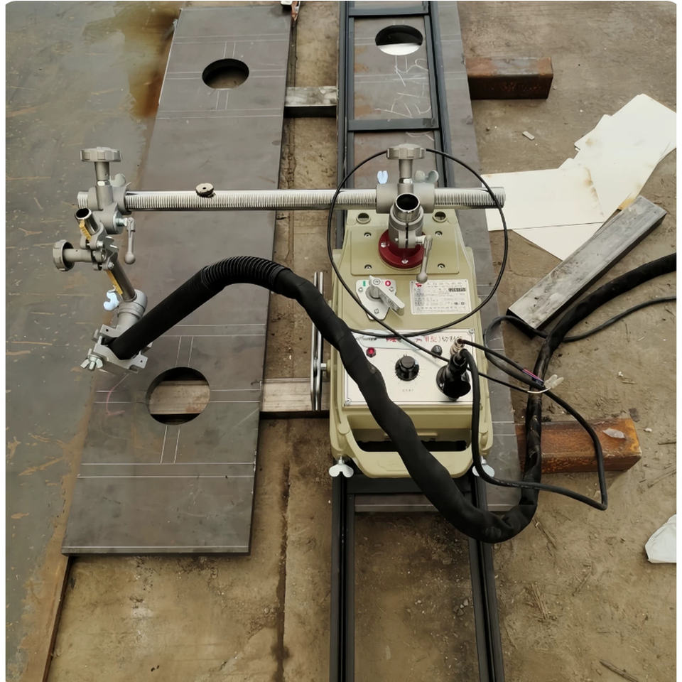 High Speed Semi-Automatic Plasma Cutting Carriage CG1-30K for Straight ...