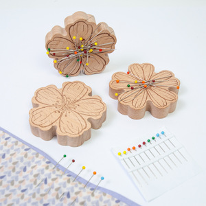 Porta Aghi in Legno e Magnetici Semplici D&D Tailor Materials per Ricamo a <span class=keywords><strong>Punto</strong></span> <span class=keywords><strong>Croce</strong></span> e Accessori per Cucito a Mano - Product Image 1