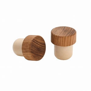 <span class=keywords><strong>Bouchon</strong></span> de verre à <span class=keywords><strong>vin</strong></span> réutilisable en forme de T en bois de hêtre avec logo personnalisé en liège durable pour bouteille et <span class=keywords><strong>carafe</strong></span> - Product Image 4