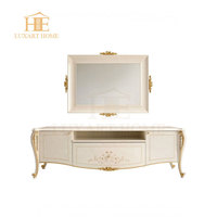 Tête de lit haute de style européen Meilleur lit en bois classique King Size Meubles de chambre à coucher rembourrés Queen Size