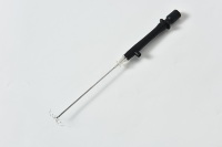 Aiguille d'électrode RF manuelle en acier réutilisable de qualité supérieure pour le soulagement de la douleur, l'ablation nerveuse et les traitements de la colonne vertébrale à intervention minimale invasive