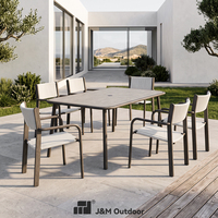 Ensemble de table à manger de grande taille J&M Outdoor, cadre en aluminium moderne T772A, couleur bois noir, 6 places, chaises de jardin résistantes aux taches