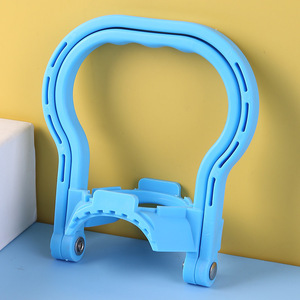 Maniglia portatile per acqua in bottiglia purificata e minerale facile da trasportare comodo porta secchio Pull-Tab per bere direttamente - Product Image 6