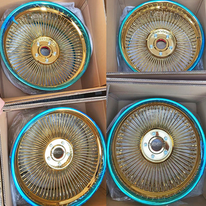 Centre de roue populaire de style float center caps, pour roues à rayons droits en acier et alliage d'aluminium, 24 et 26 pouces, entièrement or/chrome, largeur 9/10/12 pouces - Product Image 5
