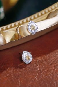 Pendientes Xinfly de Diseño Nuevo para Mujer, Joyería Fina de Oro de 18k y Diamantes Naturales (0.50ct en Total) - Product Image 2