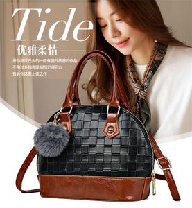 Sac à main vintage pour femme en cuir synthétique souple à motif tissé écossais, sac bandoulière messager et fourre-tout pour femmes et jeunes filles - Product Image 1
