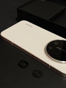 Teléfono Inteligente Mi 17 Ultra 5G con Anillo de Zoom Mecánico, Edición Leica, Pantalla de 6.9 Pulgadas, 200MP, 6800mAh, Snapdragon 8 Elite Gen5 - Product Image 4