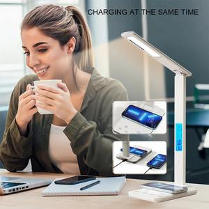 Lámpara de escritorio LED con cargador inalámbrico, luz nocturna de 10W, reloj despertador digital, pantalla de temperatura, lámpara de mesa de estudio con protección para los ojos - Product Image 4