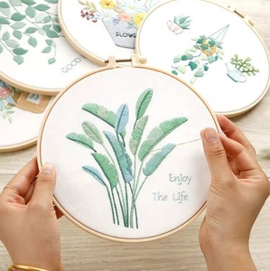 Kit de Iniciación de Bordado Floral Fresco y Pequeño para Principiantes IY Handcraft Fabric - Product Image 2