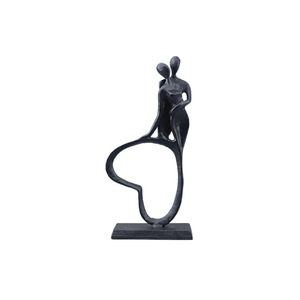 Statua Artistica in Metallo di Coppia Evelyn, Scultura d'Amore per Decorazione di Matrimoni, Casa, Soggiorno e Caminetto - Product Image 5