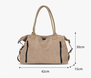 Grands sacs de voyage pour femmes, sac de week-end tendance, sac de voyage de grande capacité, sac de voyage unisexe pour le sport et les affaires - Product Image 3
