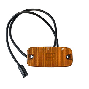 Luz de Posición Lateral LED KM-29 de 12V con Lente Transparente, Universal para Camiones y Remolques, Mejora de Equipamiento - Product Image 2