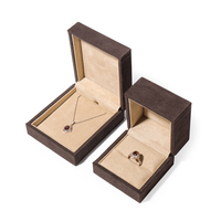 ROMI belle boîte à bijoux en velours collier boîte-cadeau mens boîte chaîne collier pour anneau
